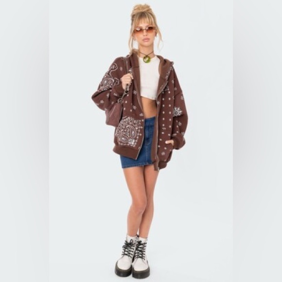 EDIKTED Brown Bandana Print Zip Up Hoodie - Picture 1 of 5